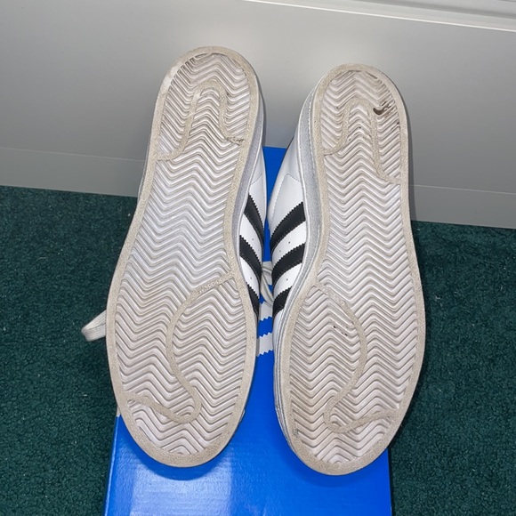 Adidas Superstar - Picture 3 of 5
